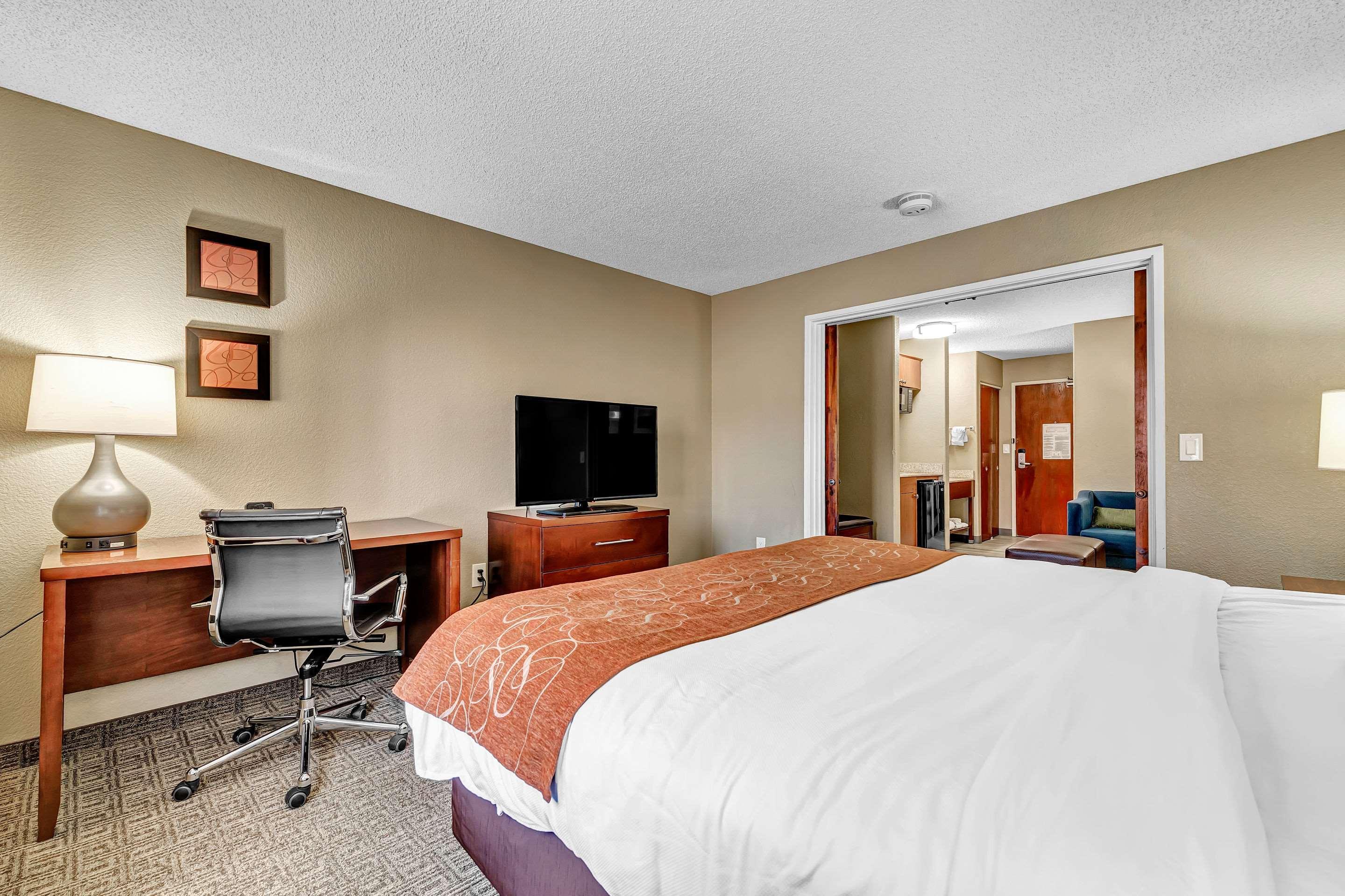 Comfort Suites Lakewood - Denver Esterno foto
