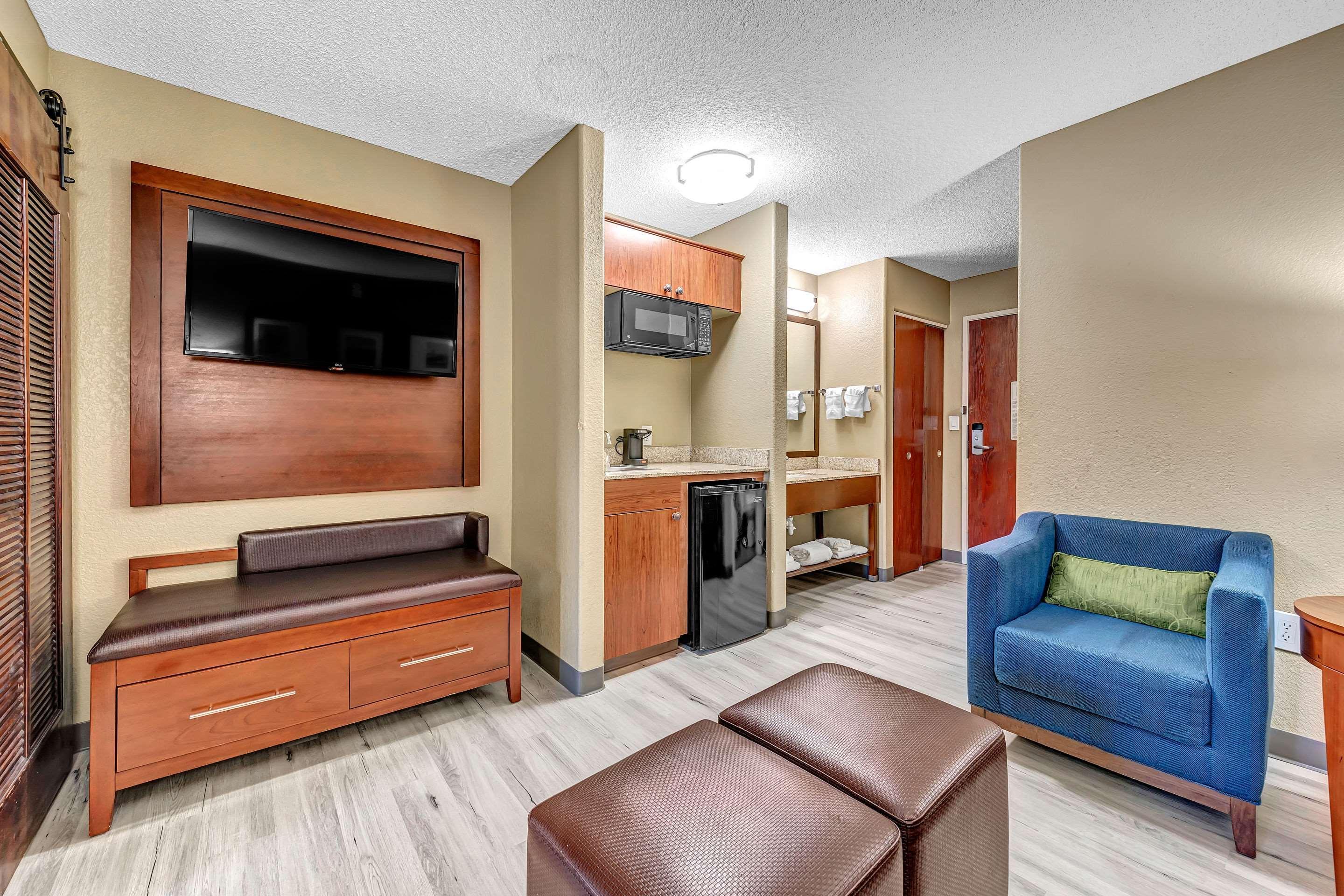 Comfort Suites Lakewood - Denver Esterno foto