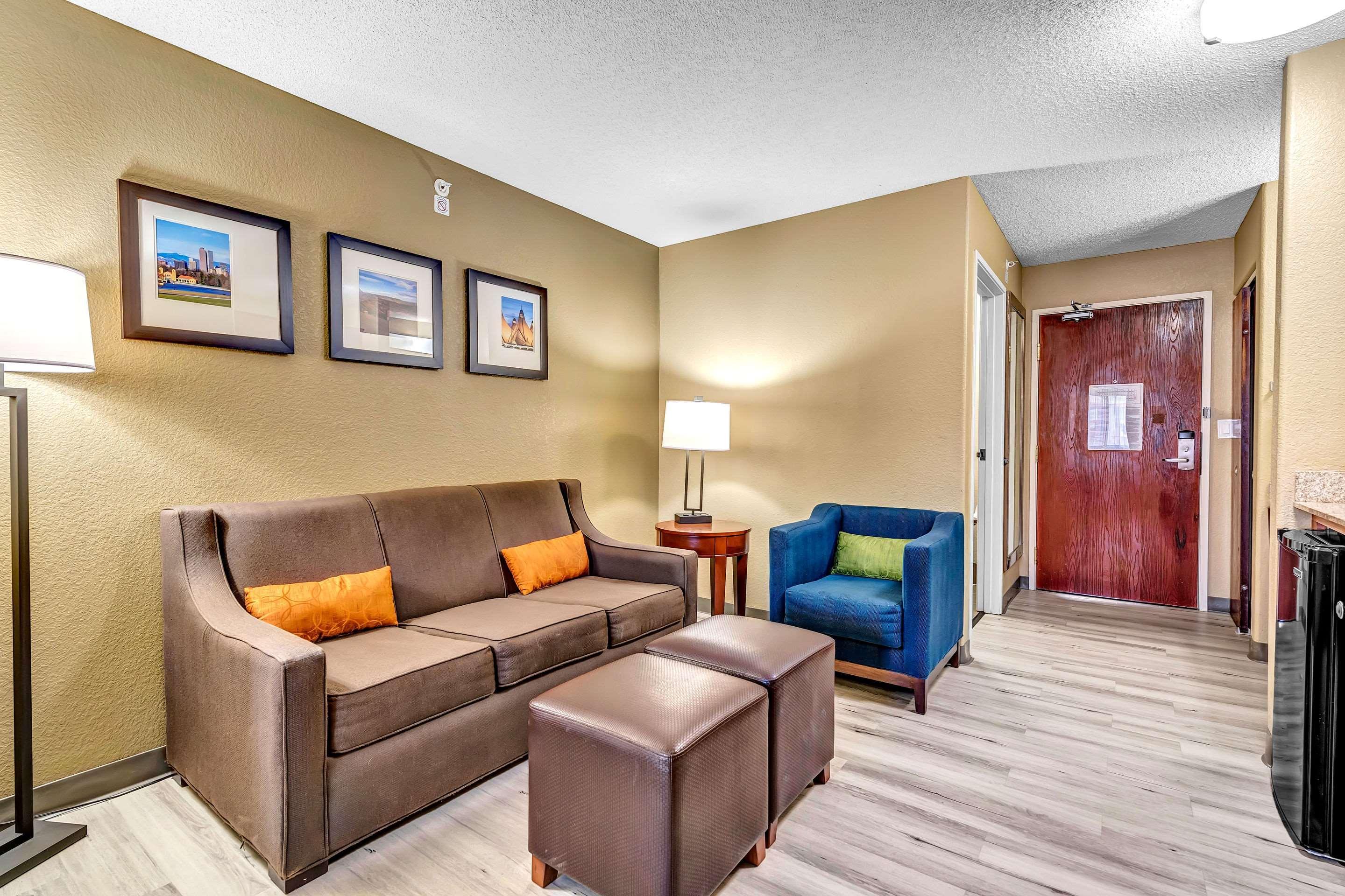 Comfort Suites Lakewood - Denver Esterno foto