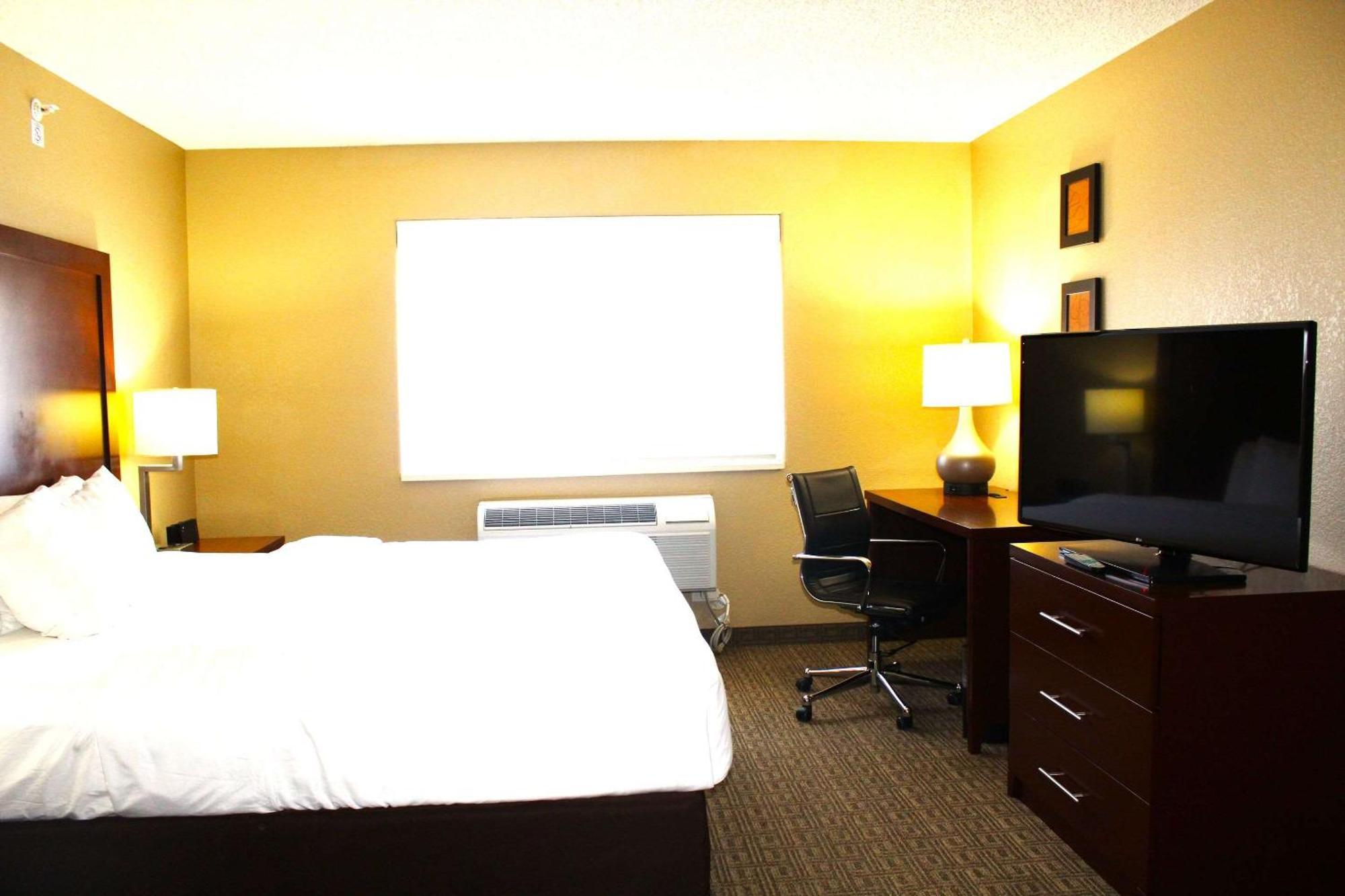 Comfort Suites Lakewood - Denver Esterno foto